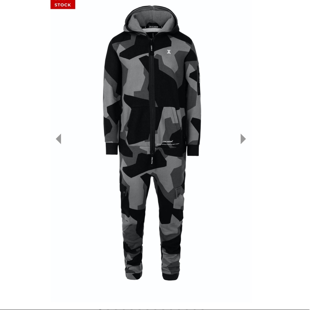 C’est normal one piece jumpsuit unisex